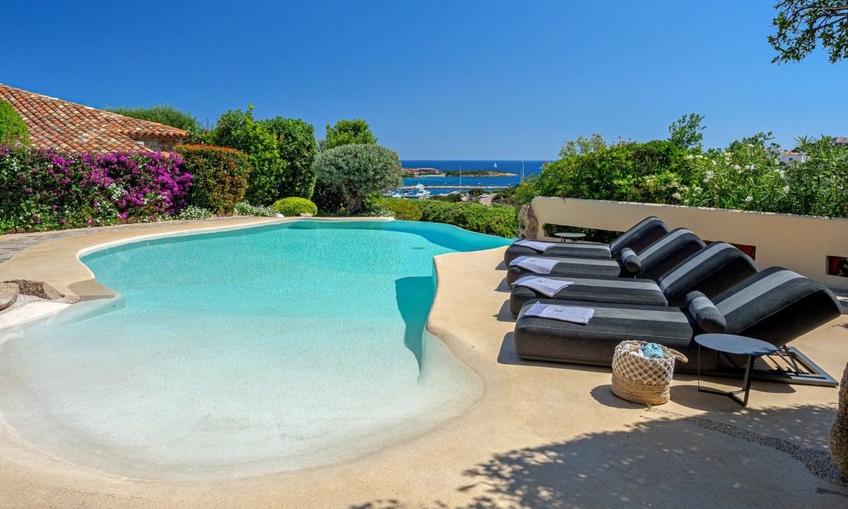 sardinia villa (1)