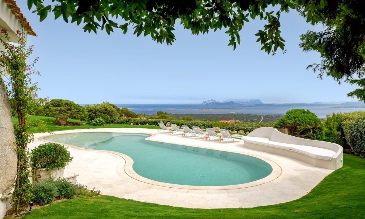 sardinia villa
